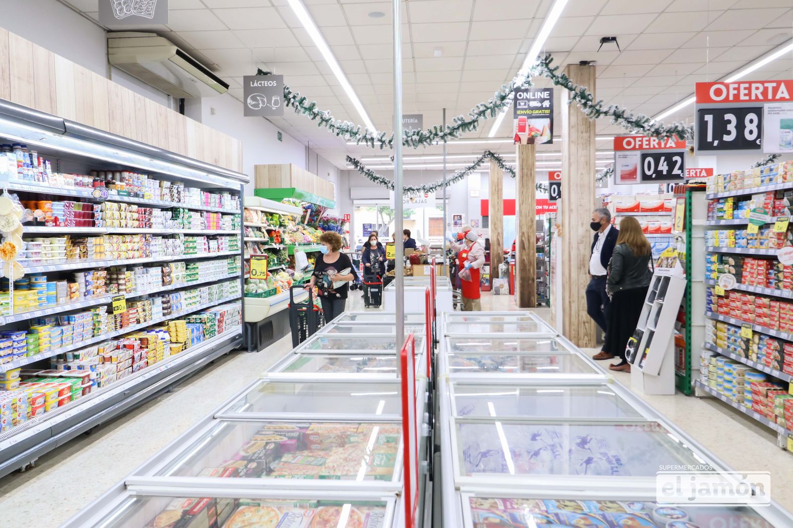 Supermercados El Jamón cuenta con una amplia oferta de productos.
