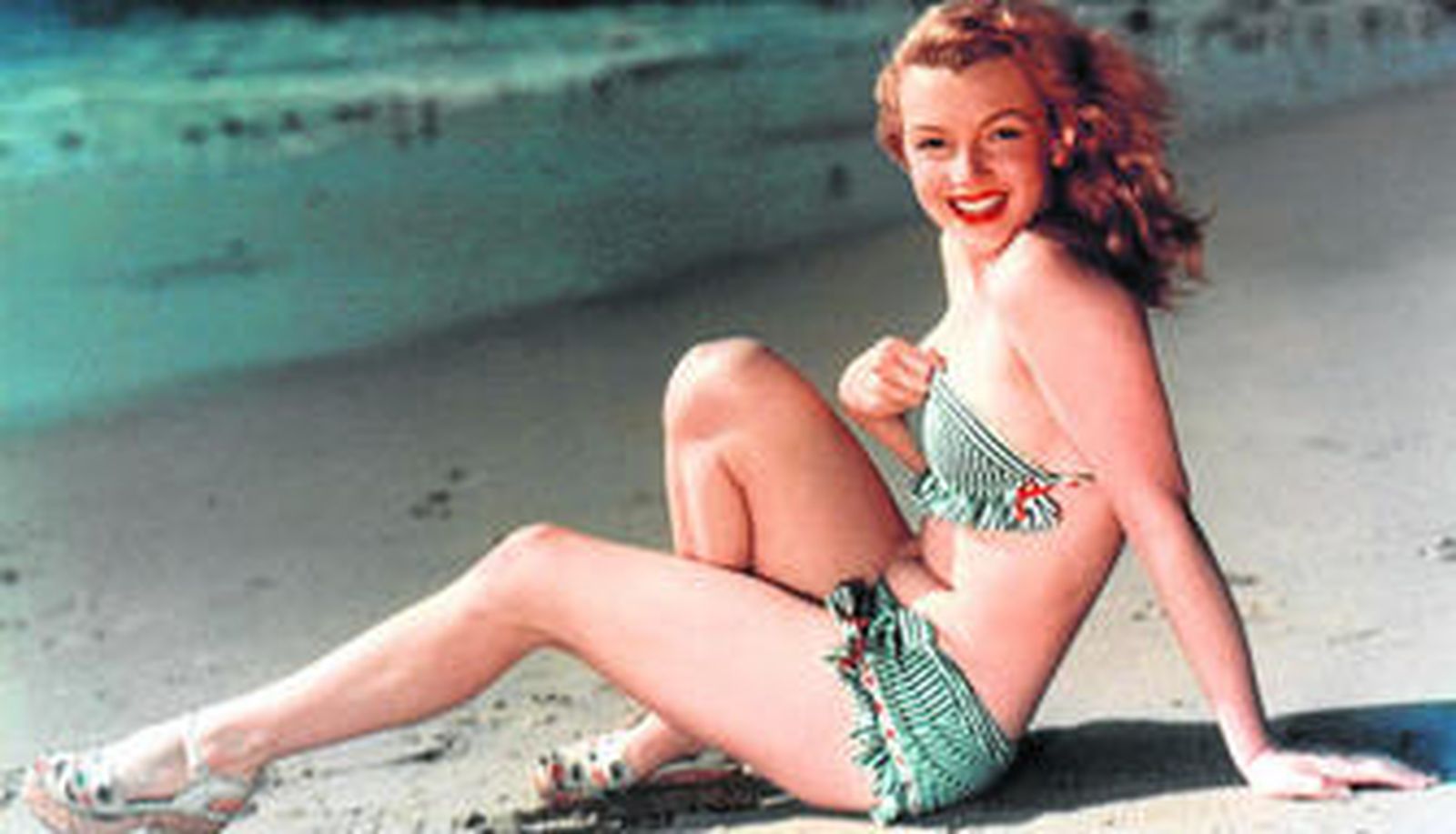 Marilyn, símbolo sexual de todos los tiempos, vivió condicionada por su explosiva belleza tanto en lo artístico como en lo emocional.