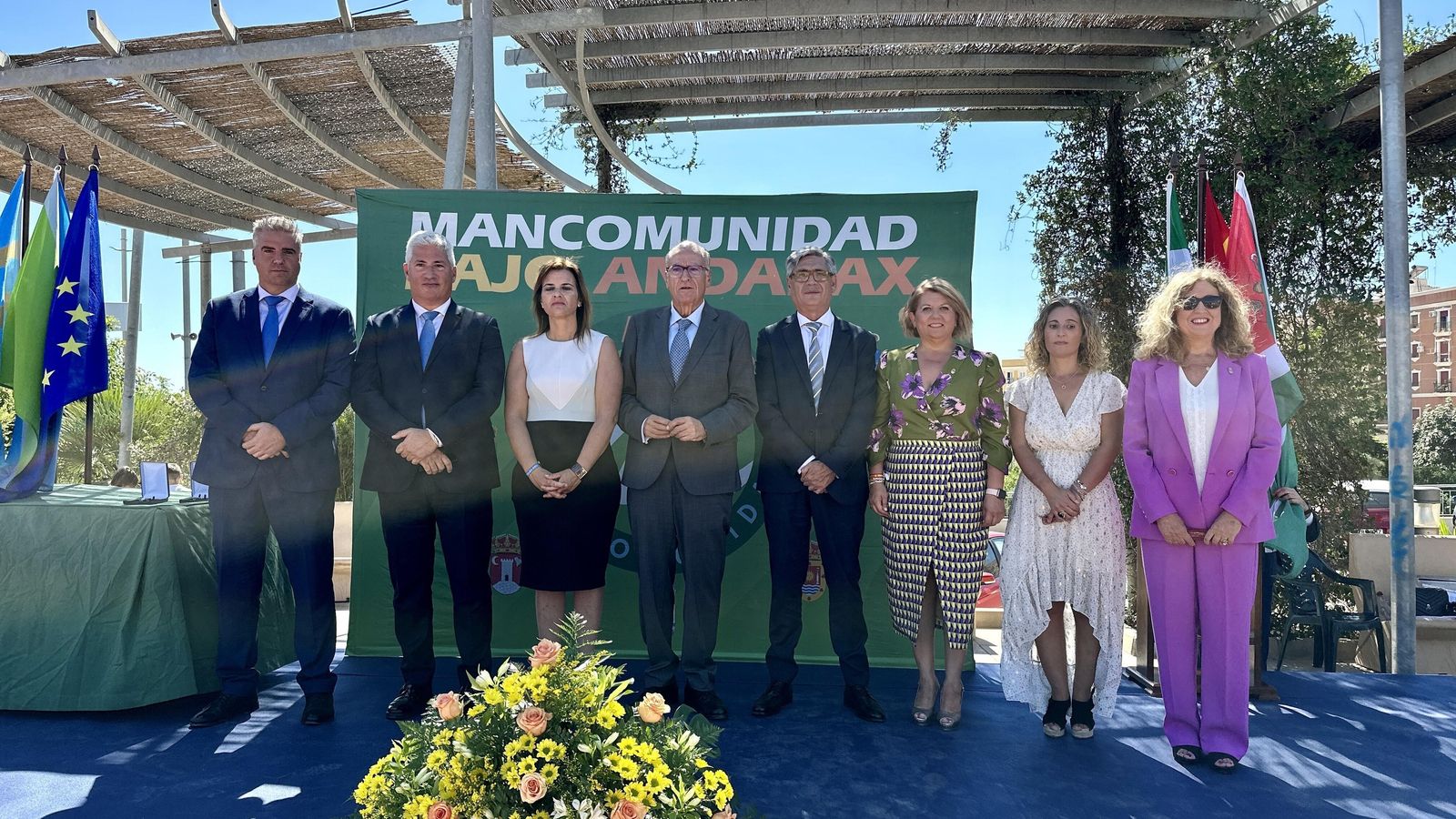 Los alcaldes de los siete municipios y el presidente de la Mancomunida del Bajo Andarax.