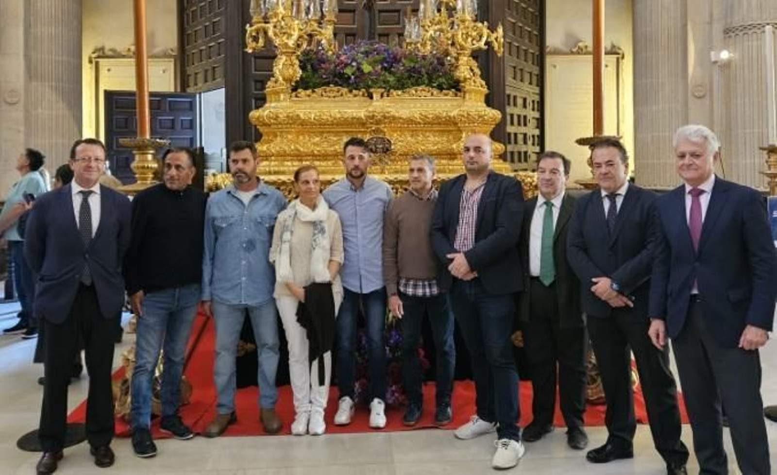 Visita de los presos de la Prisión a la hermandad del Amor