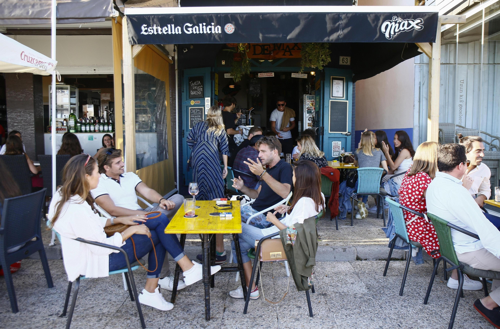 Pedregalejo por la tarde, en el primer día de la fase 1 de la desescalada en Málaga