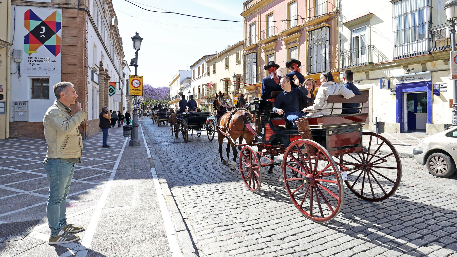 'Los carruajes de la integración' con jóvenes de Cedown y Aspanido por Jerez