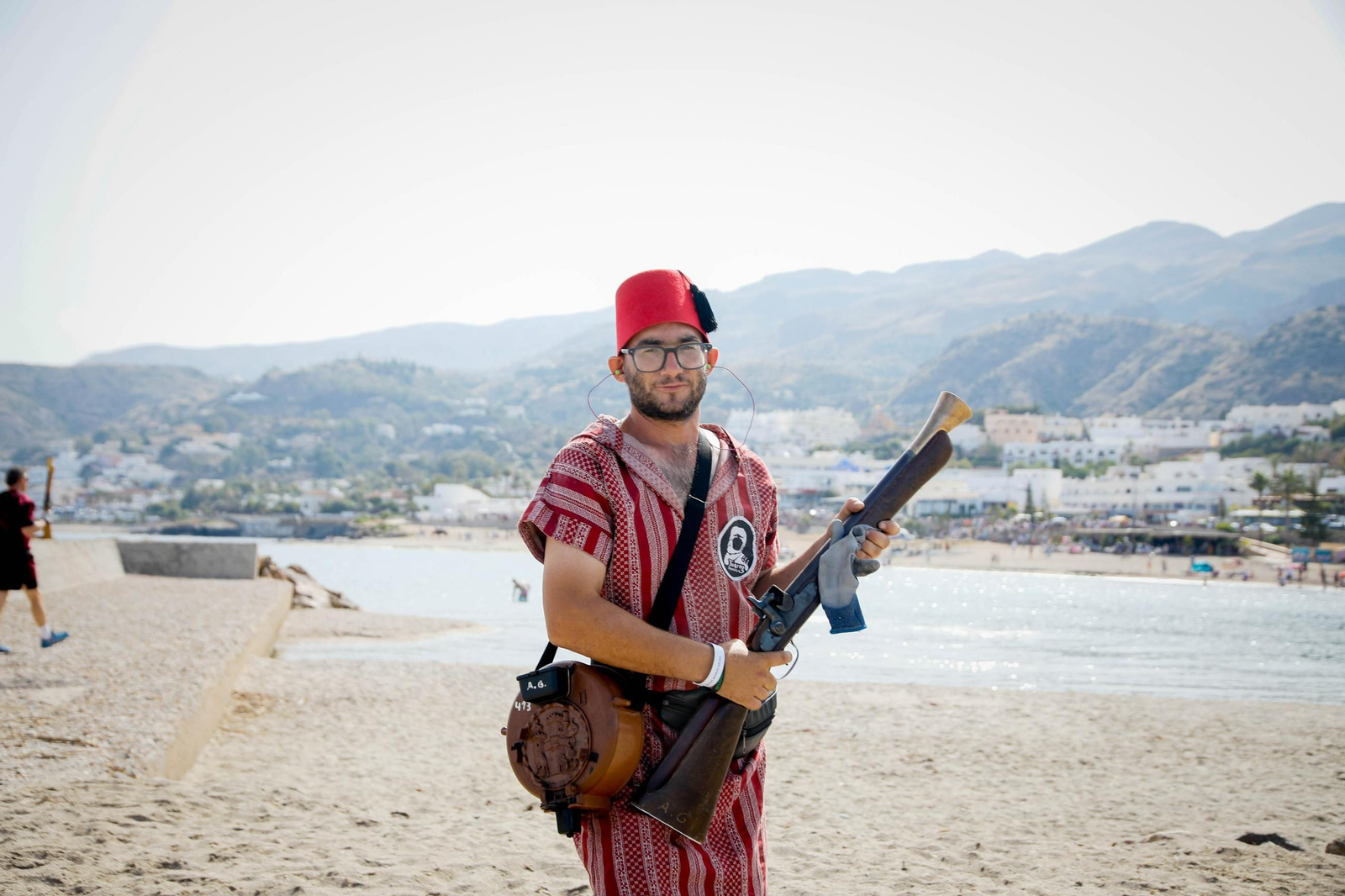 La carrera de cintas y la exhibición de caballos de los Moros y Cristianos de Mojácar, en imágenes