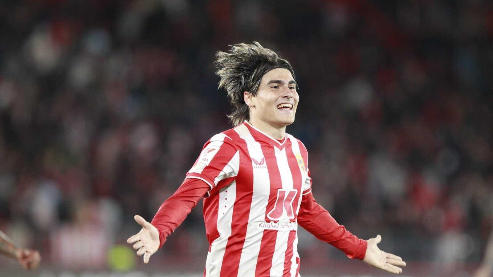 Luka Romero festeja su segundo gol contra el Atlético de Madrid.