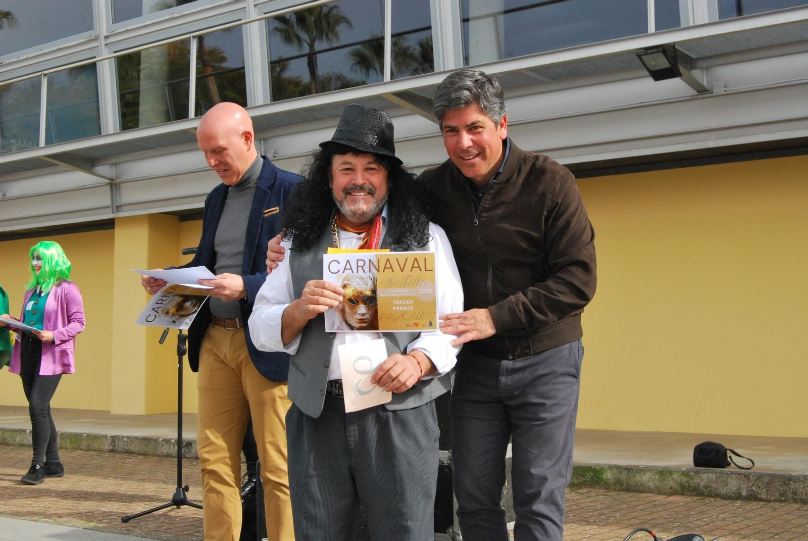 El gran pasacalles del Carnaval de Montilla, en imágenes
