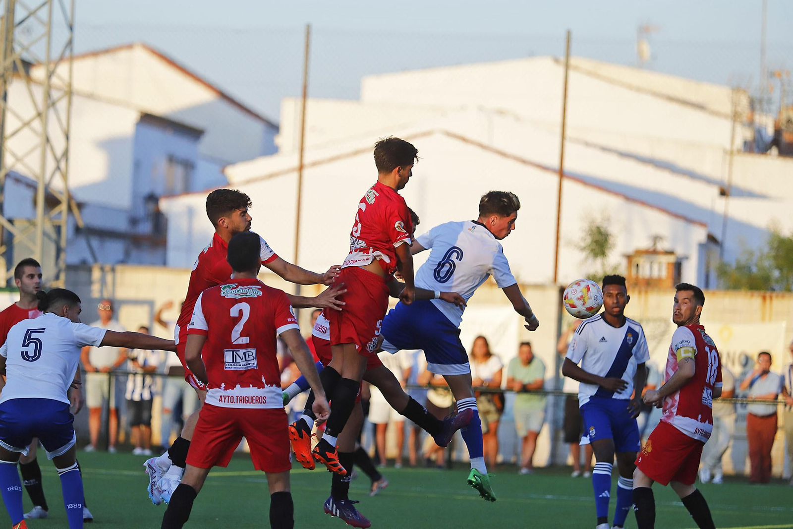 Imágenes del encuentro entre el Trigueros balompié y el Recreativo de Huelva