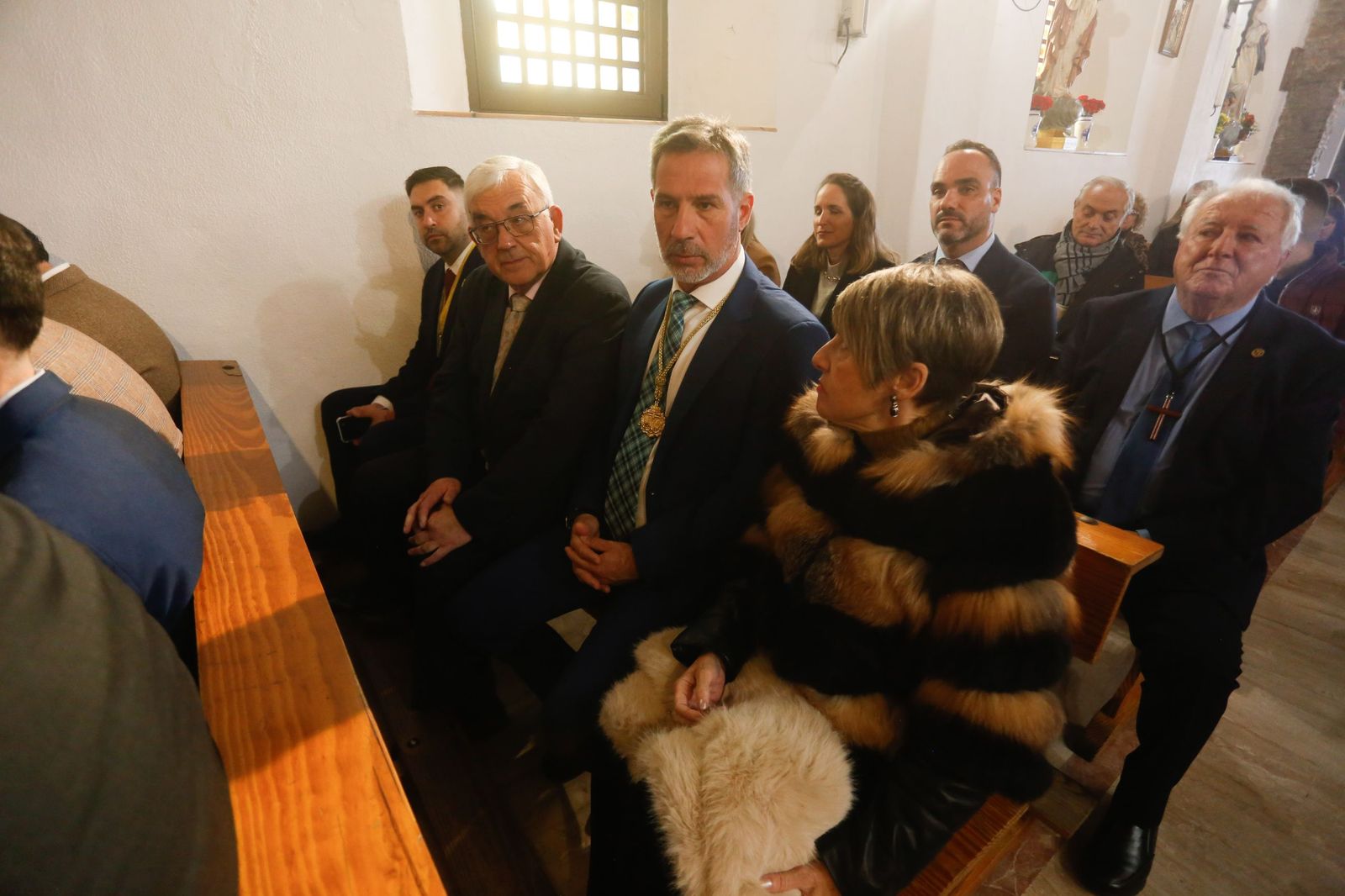 Las fotografías de la presentación del cartel de Valentín Rivera para la tertulia cofrade La Levantá