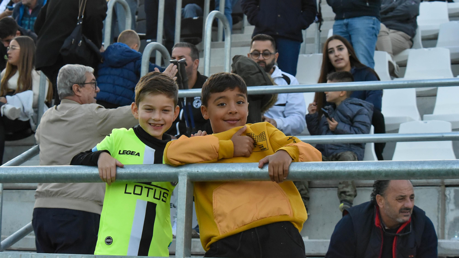 Búscate durante el Balona - UCAM Murcia en el Ciudad de La Línea