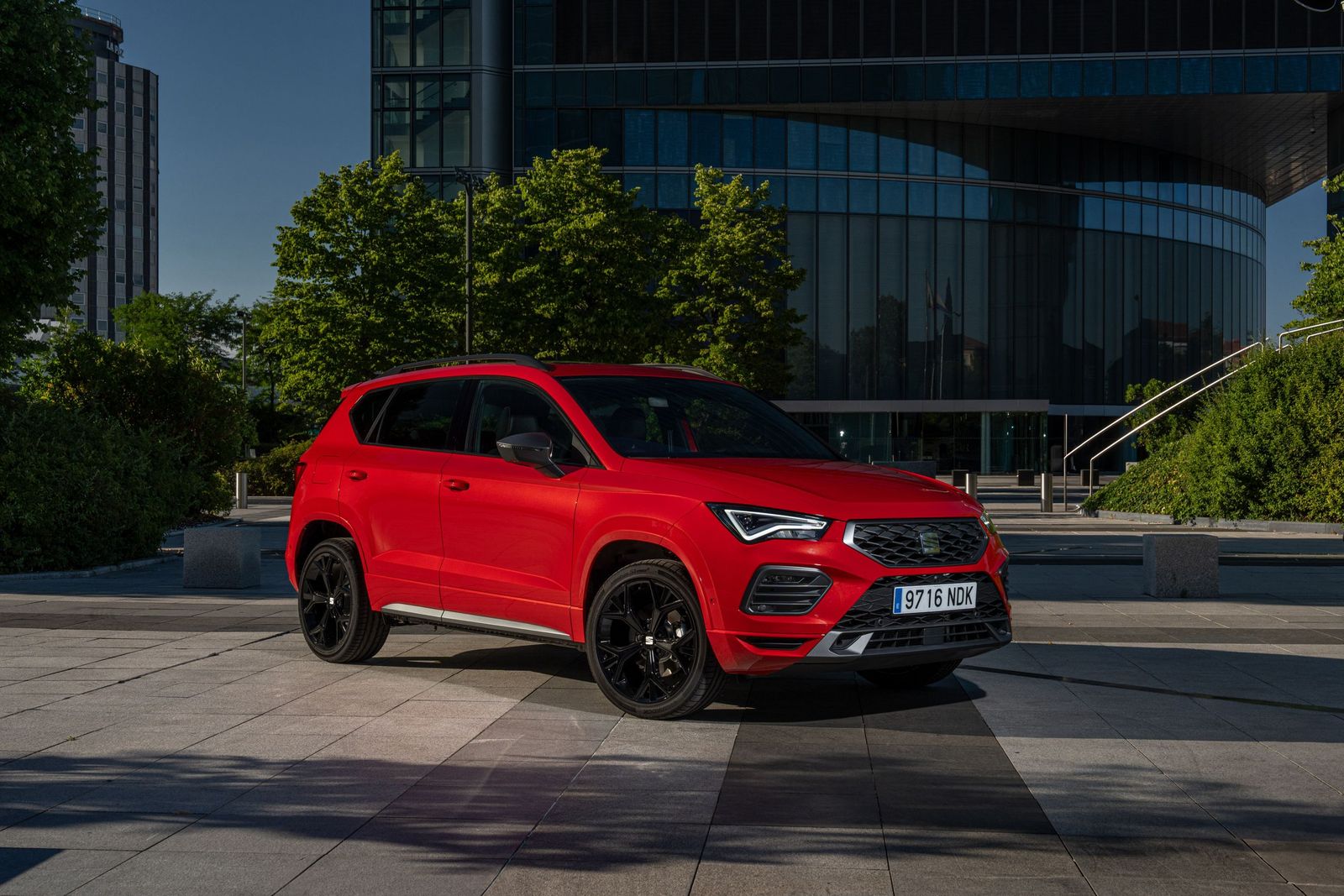 El Seat Ateca, ya sólo a la venta con el nivel FR, dos motores y desde 33.442 euros