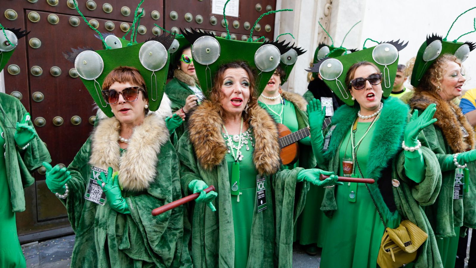 Así vive Cádiz su primer sábado de Carnaval 2025: búscate entre las imágenes del día en la calle