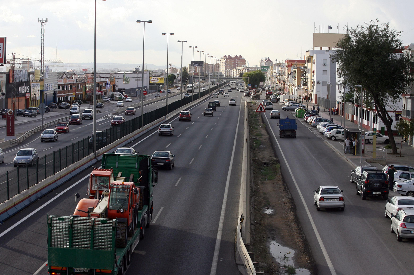 La autovía A-92 a su paso por Torreblanca.