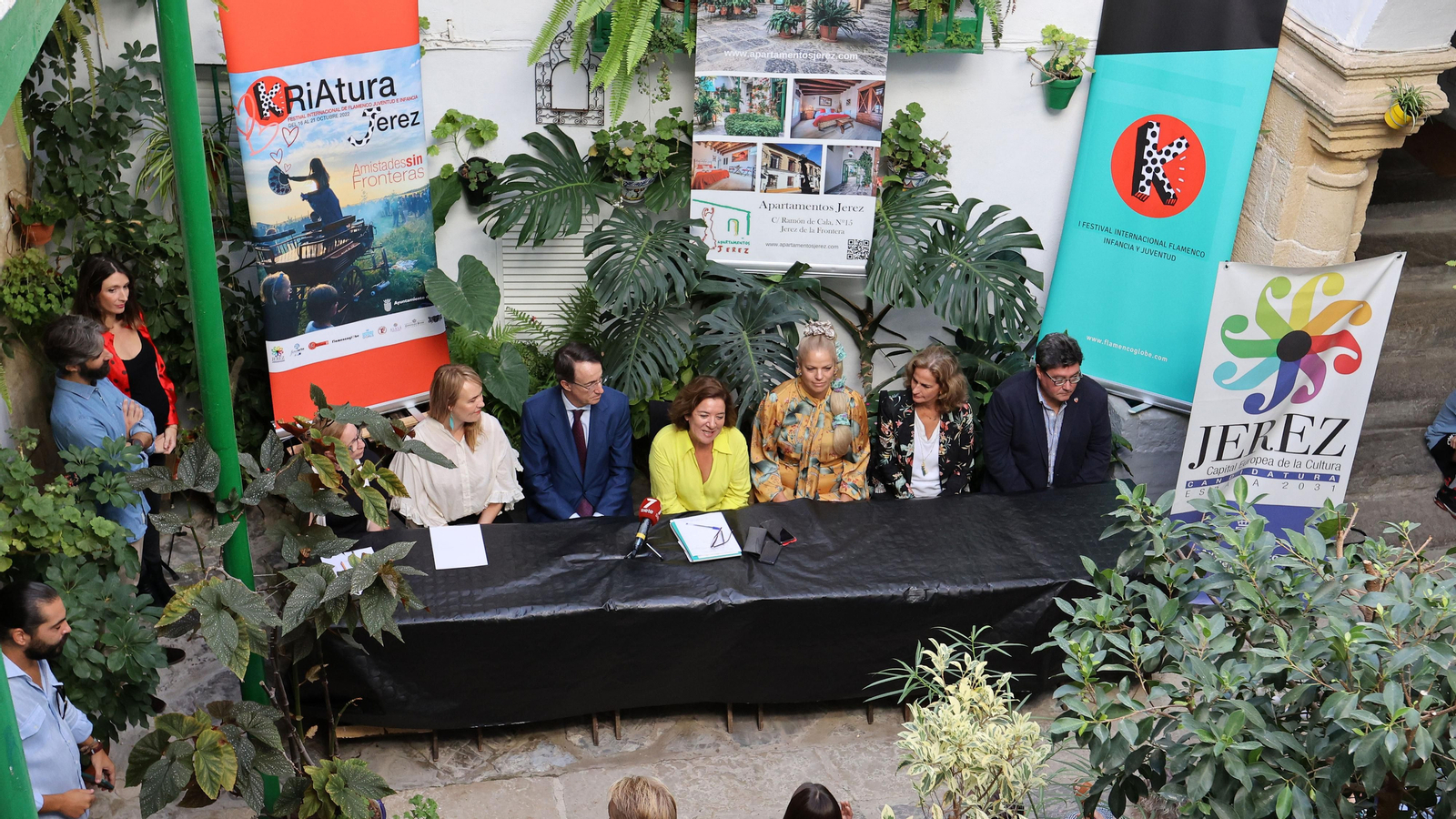 Presentación de Amistades sin fronteras, de Kriatura Jerez