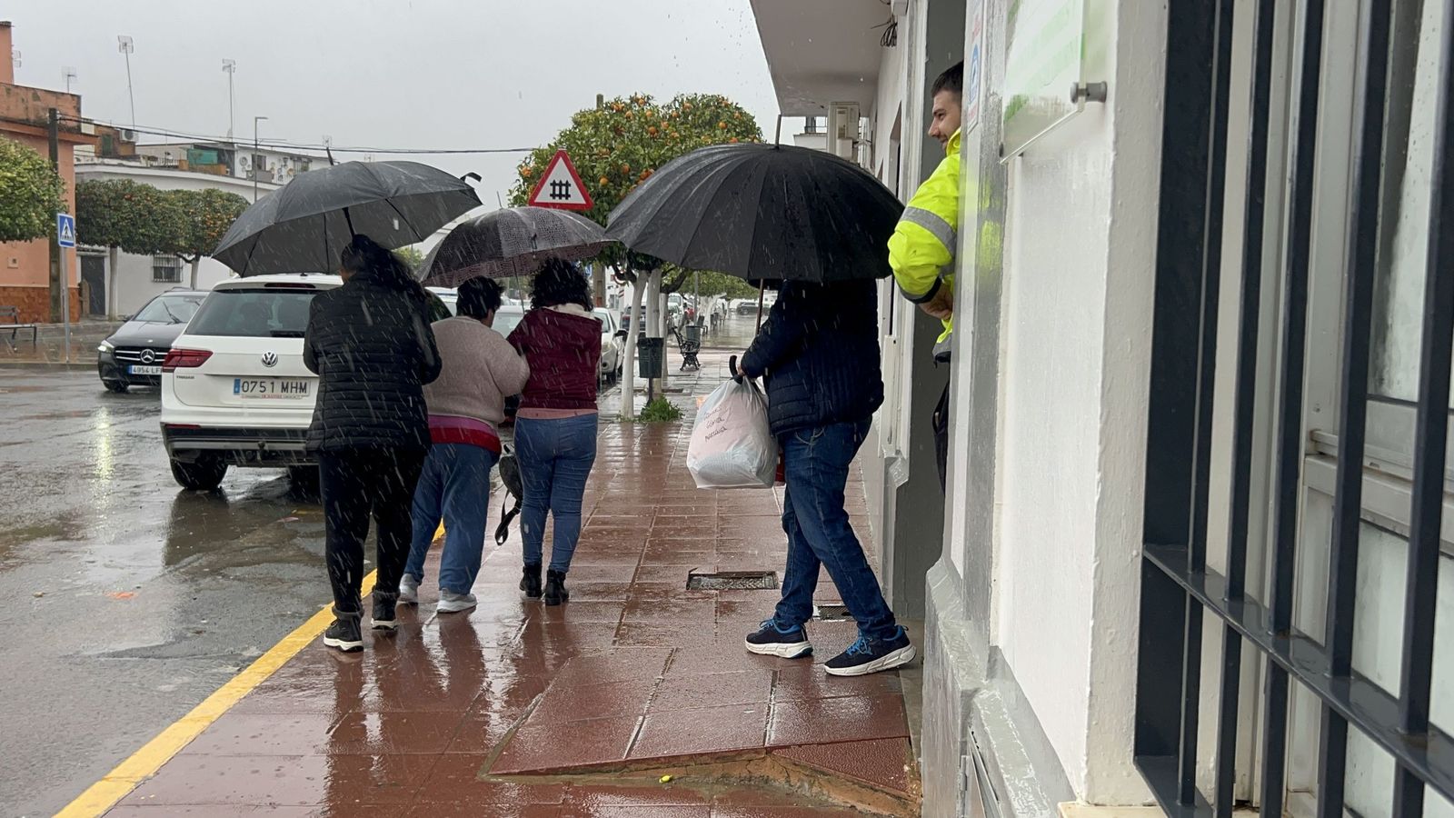 Las fotos del desalojo de la residencia de mayores en Tocina por las inundaciones