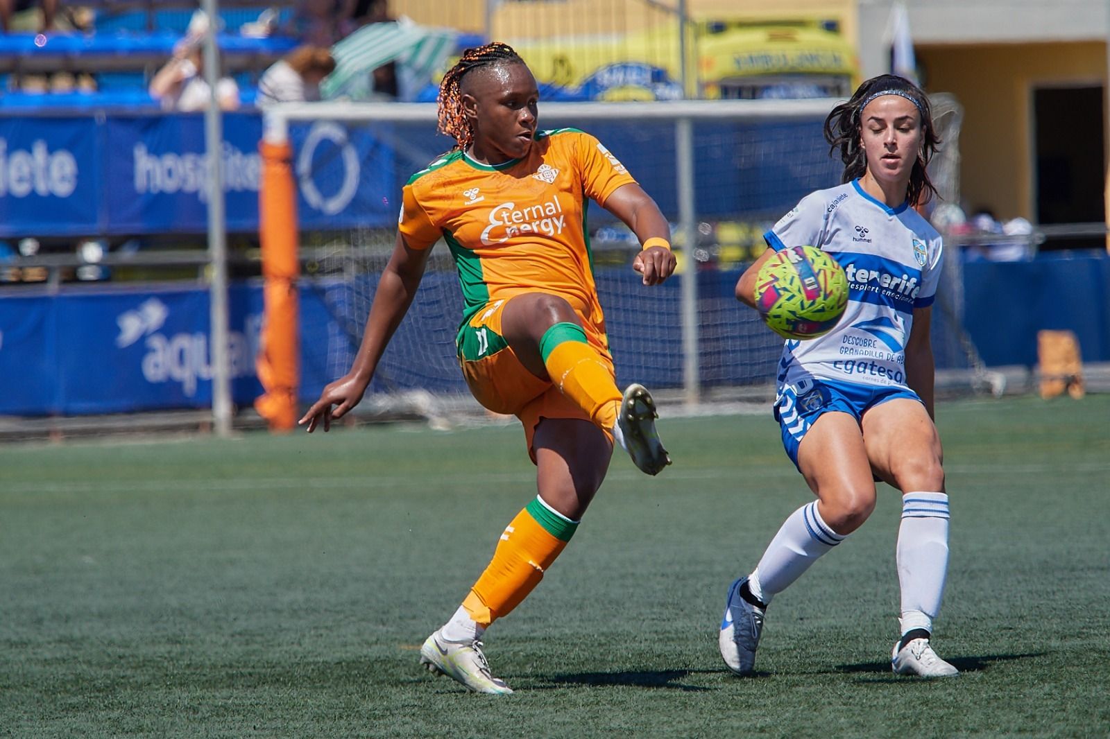Un lance del encuentro del Betis Féminas ante el Granadilla.