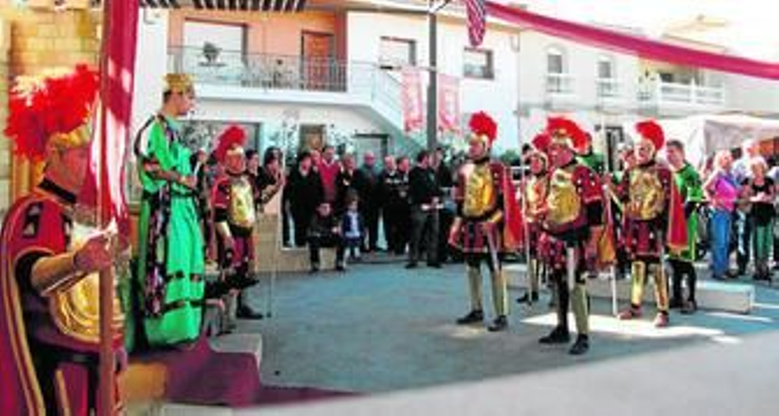 Herodes ordena a sus soldados que busquen y lleven ante él a los Magos de Oriente