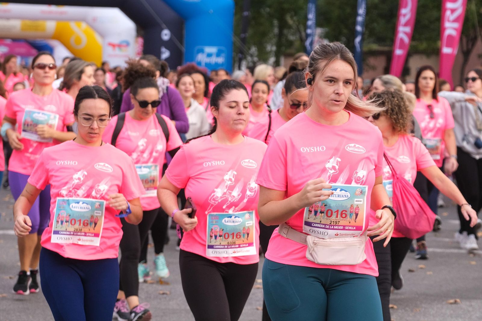 Búscate en la carrera de la mujer