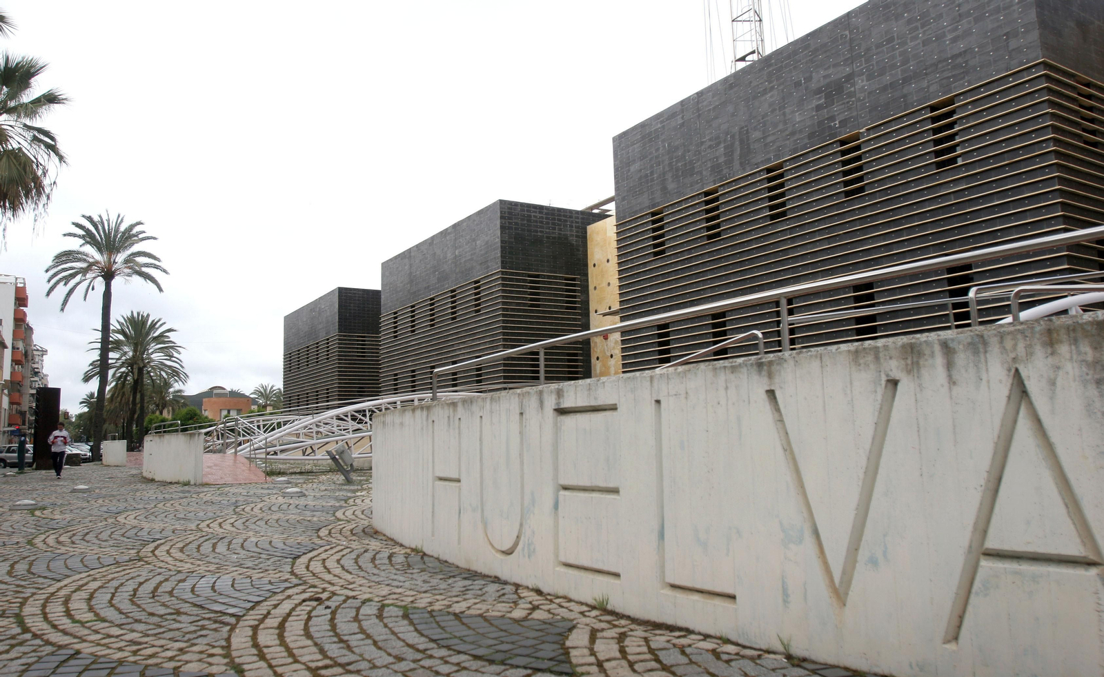 Sede de la empresa Aguas de Huelva en la capital onubense.