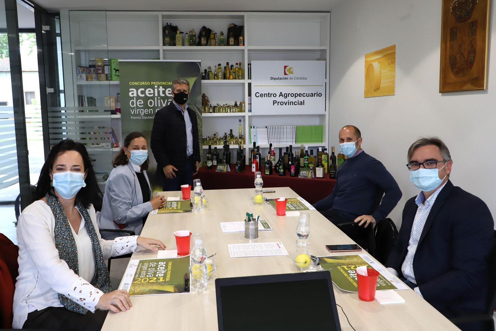 Cata de los aceites presentados a esta edición.