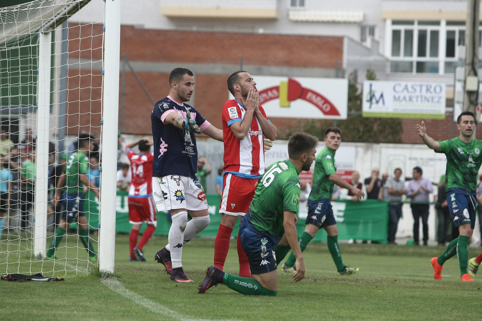 Camps se lamenta de una oportunidad perdida ante el meta local Reguero.