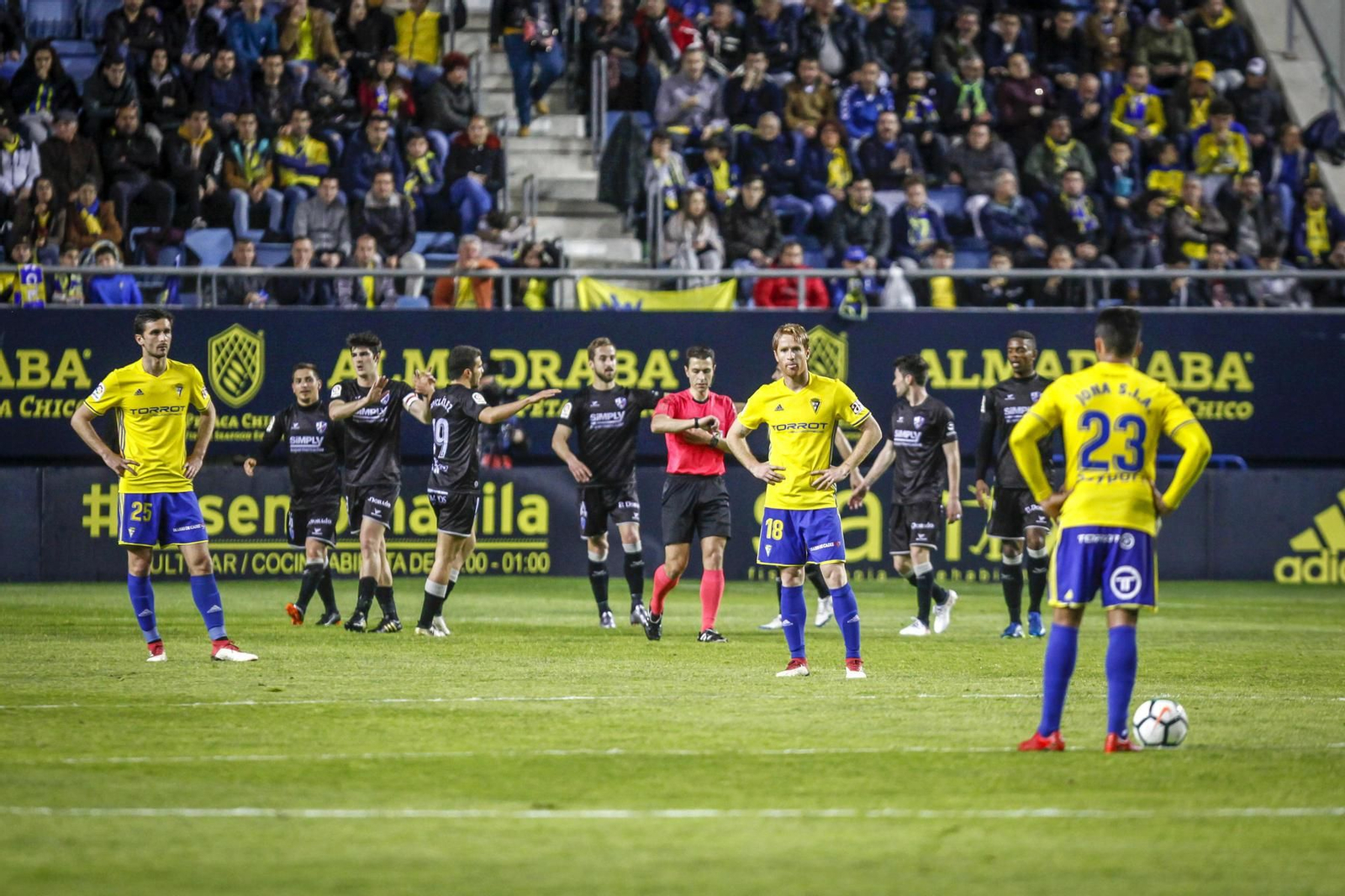 Las imágenes del Cádiz-Huesca