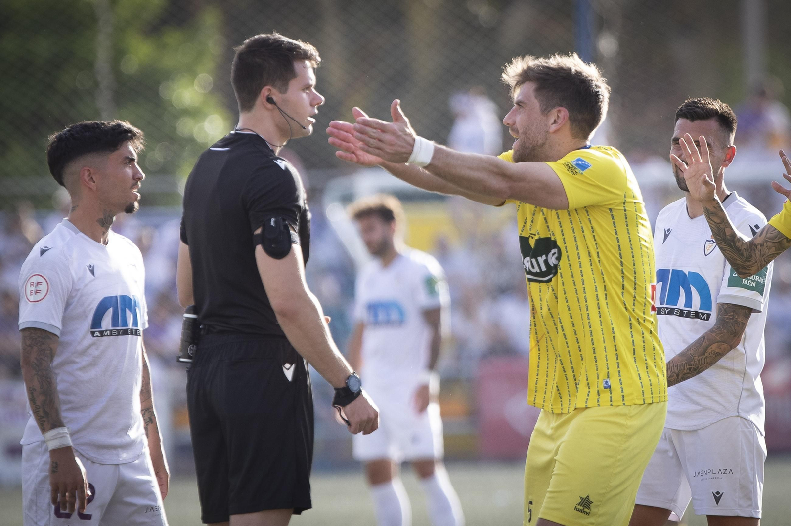 Las mejores imágenes del partido de ida entre CD Huétor Tájar y Real Jaén