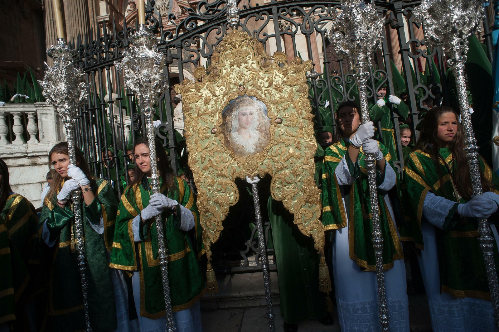 Las fotos de Estudiantes en el Lunes Santo en Málaga