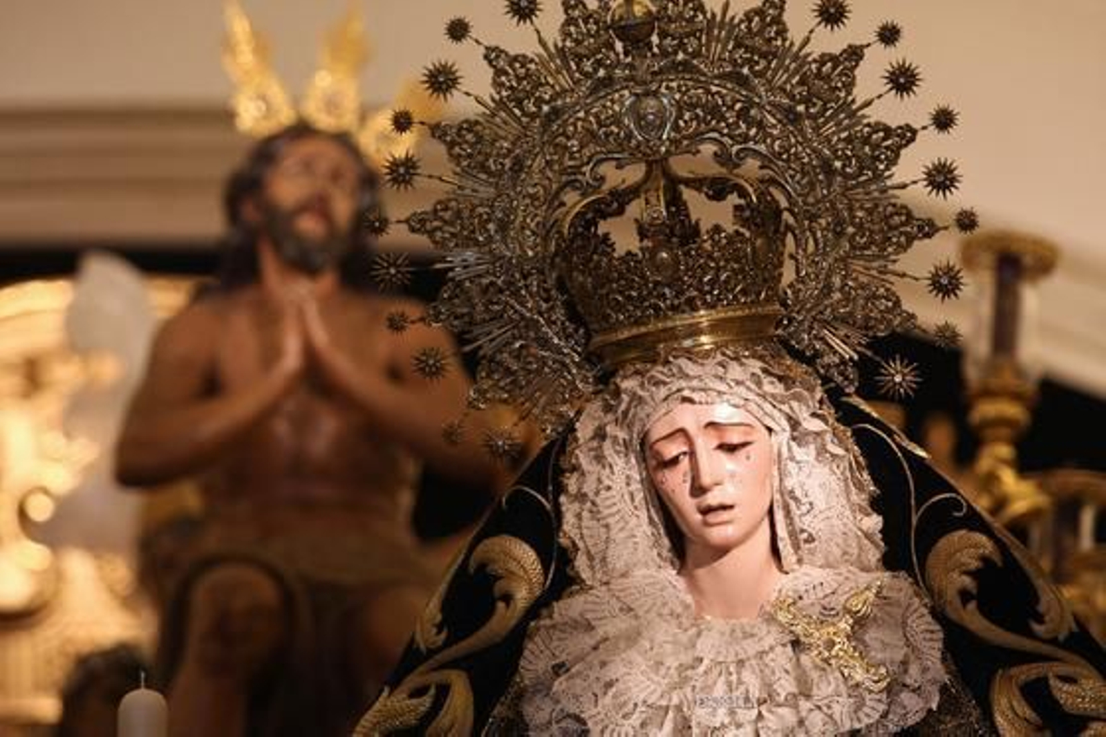 Nuestro Padre Jesús de las Penas y María Santísima de La Estrella, de la Hermandad de La Estrella.

Foto: Belen Vargas