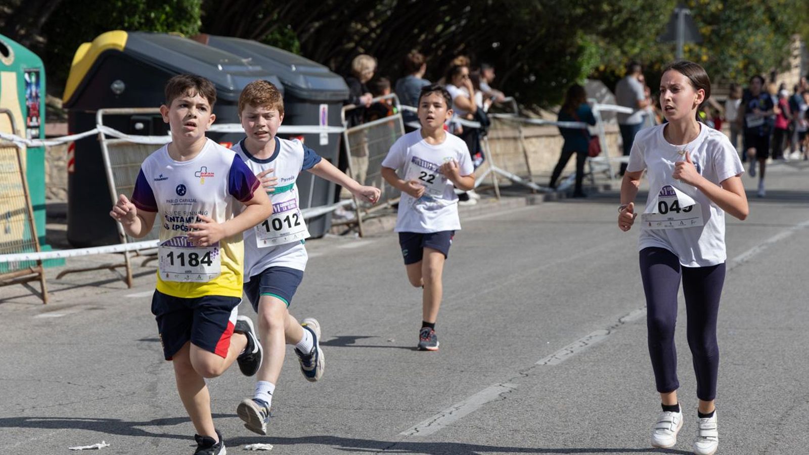 La carrera escolar de “La Gloria” que aúna inclusión y solidaridad, en imágenes