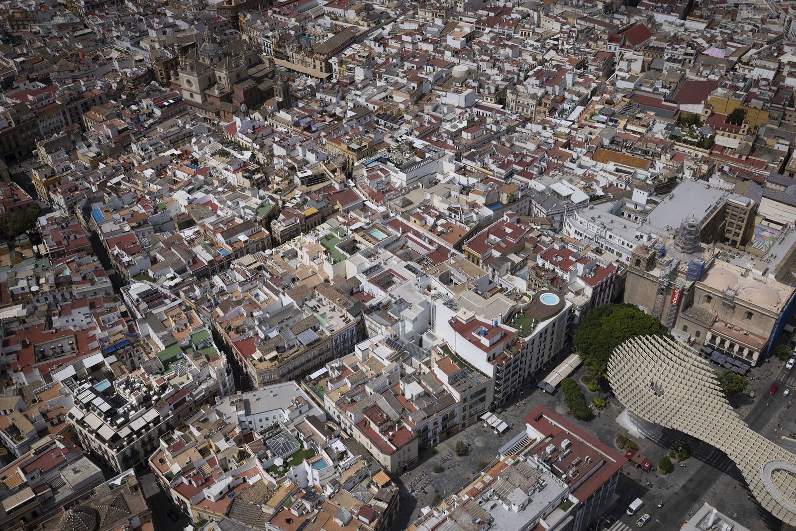 Sevilla desde el helicóptero de la Policía Nacional