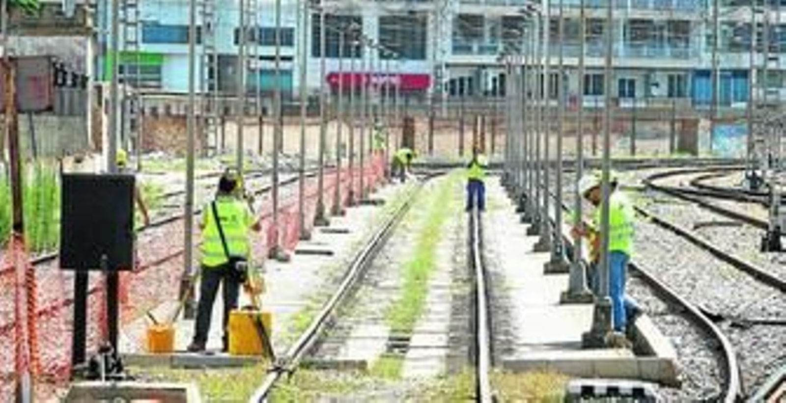 Inicio de las obras del AVE en Huelva, que arrancaron el pasado 19 de julio. Inicio de las obras del AVE en Huelva, que arrancaron el pasado 19 de julio.