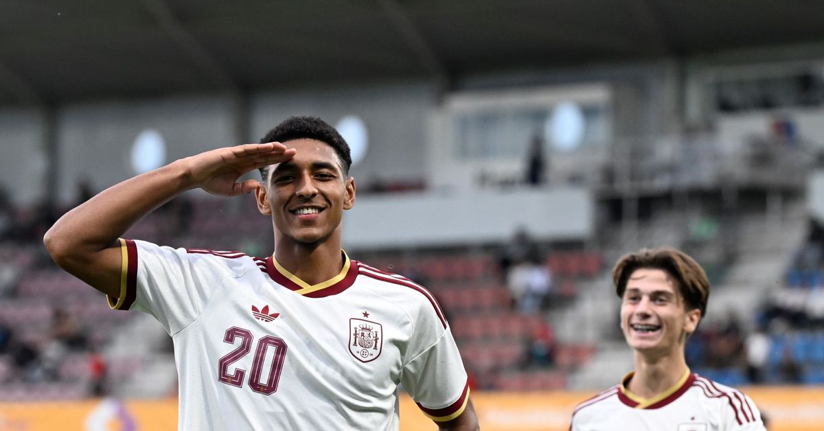 España Sub-18 se corona ante Inglaterra — photo: malagahoy.es