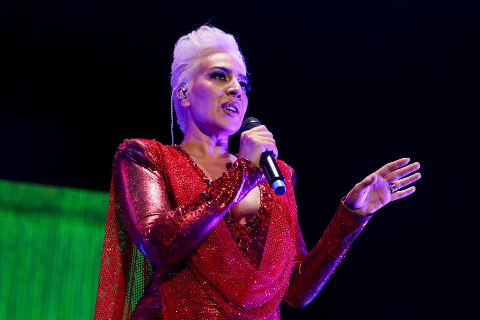 Las imágenes del  concierto de Mónica Naranjo en el Cabaret Festival