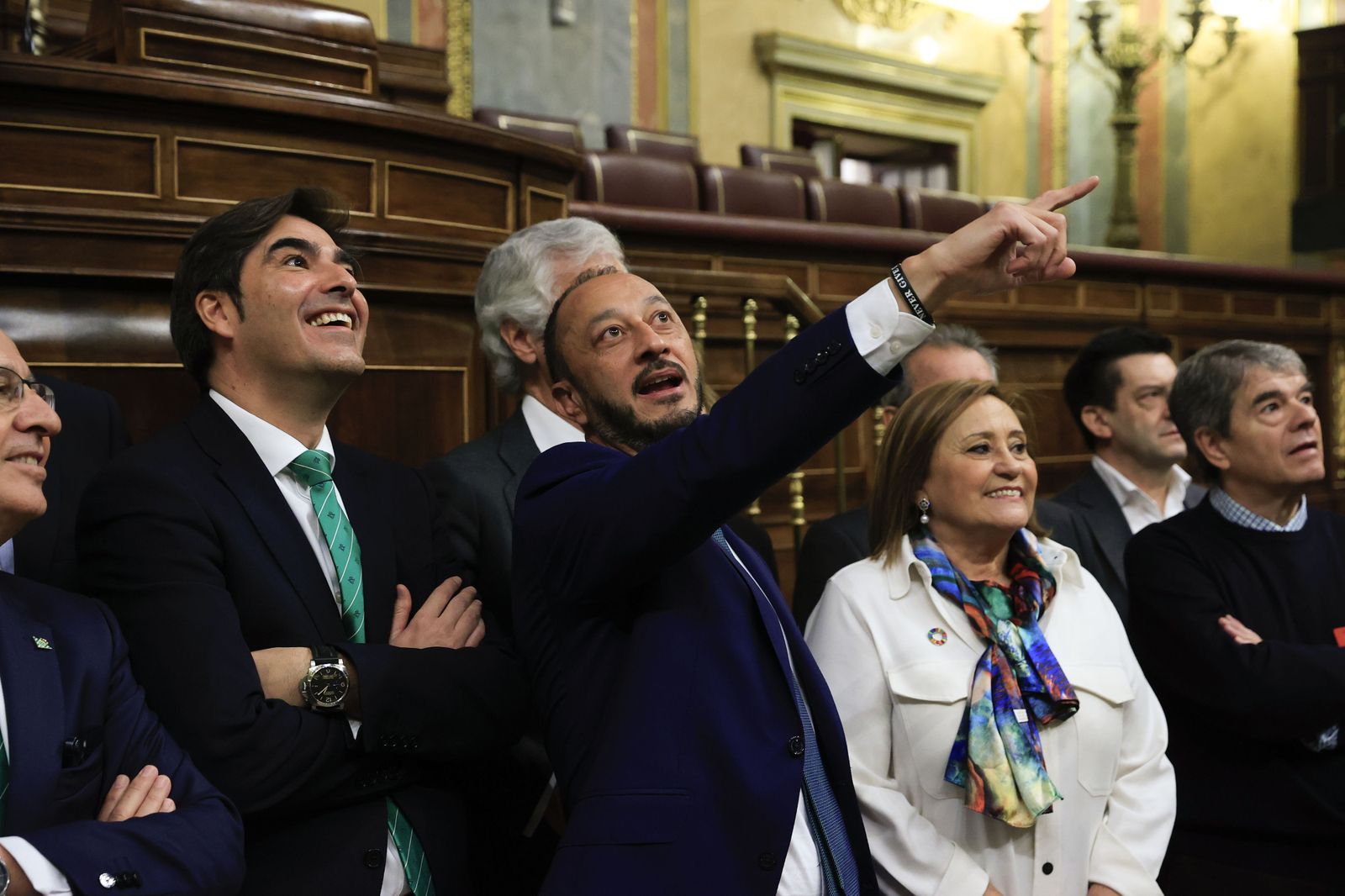 Las imágenes del recibimiento al Real Betis en el Congreso de los Diputados