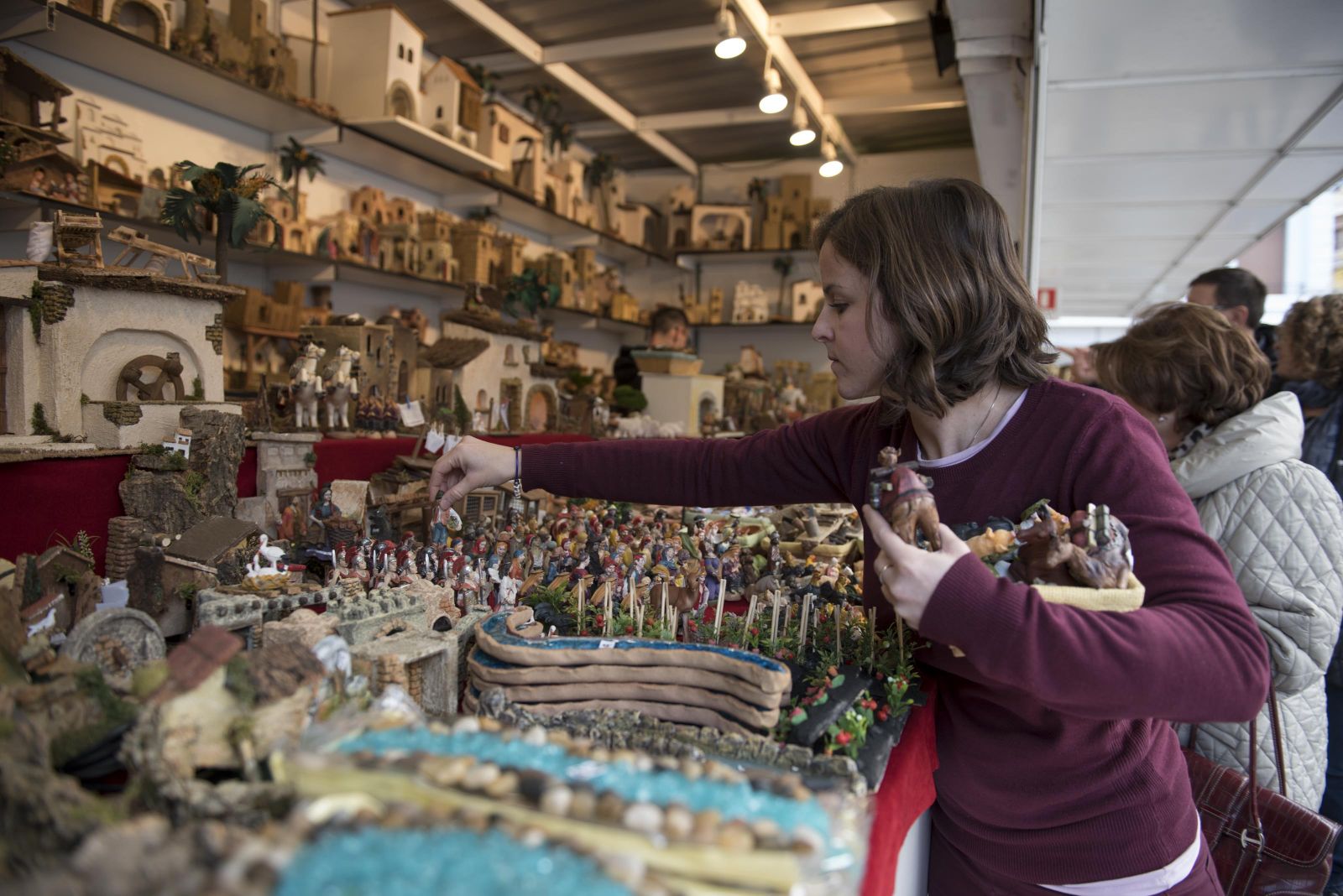 Granada suspende el mercado tradicional de Belenes