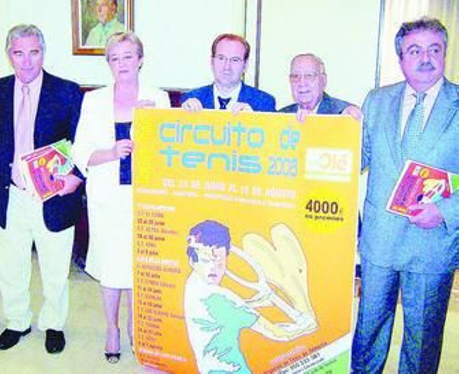 Presentación del último circuito de tenis 2008 Super Olé con los diputados María José García y Luis Pérez, ambos en el centro.