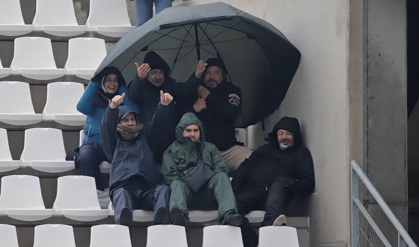 Búscate en el Ciudad de La Línea durante el Balona - Córdoba B de Tercera Federación