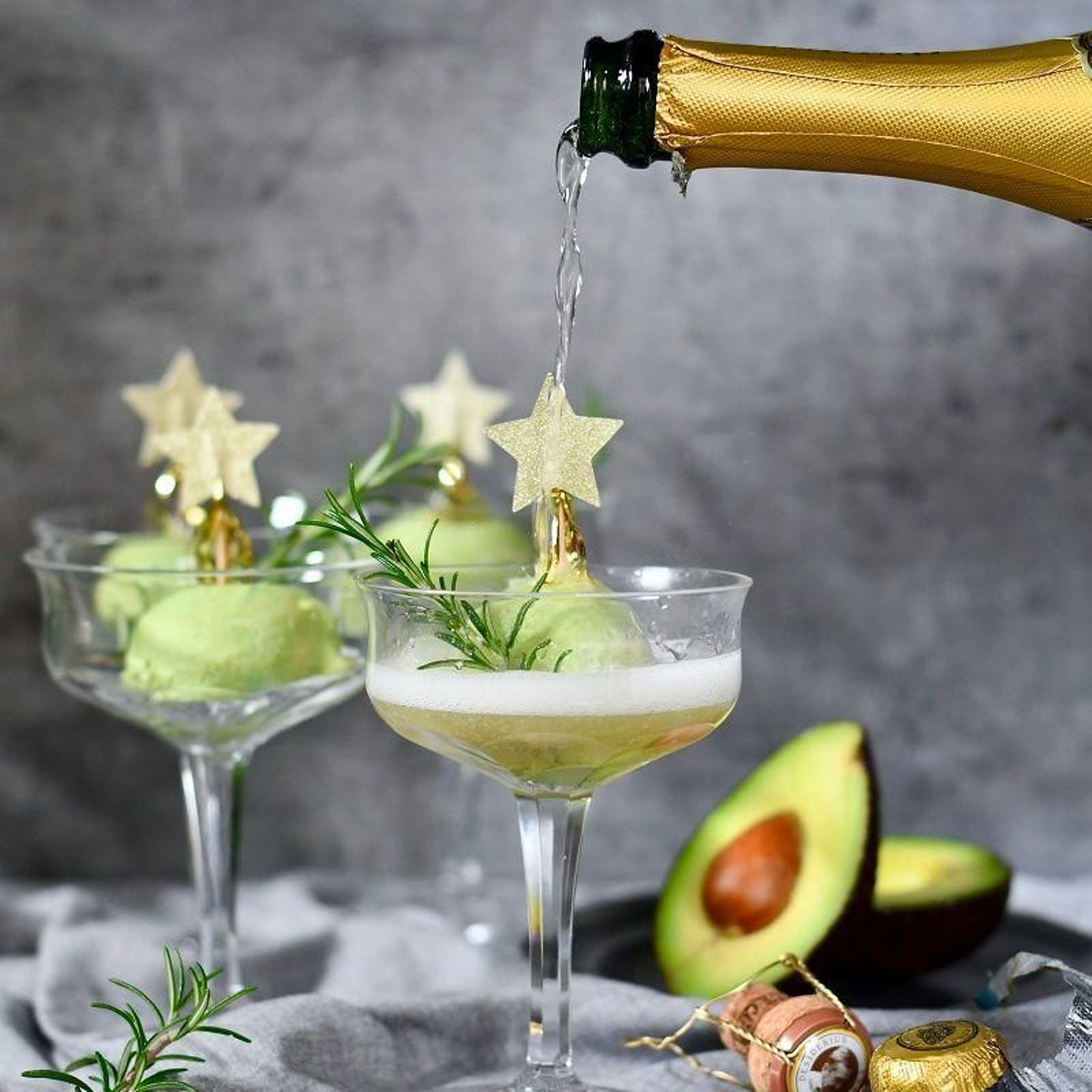 Bolas de sorbete de aguacate.