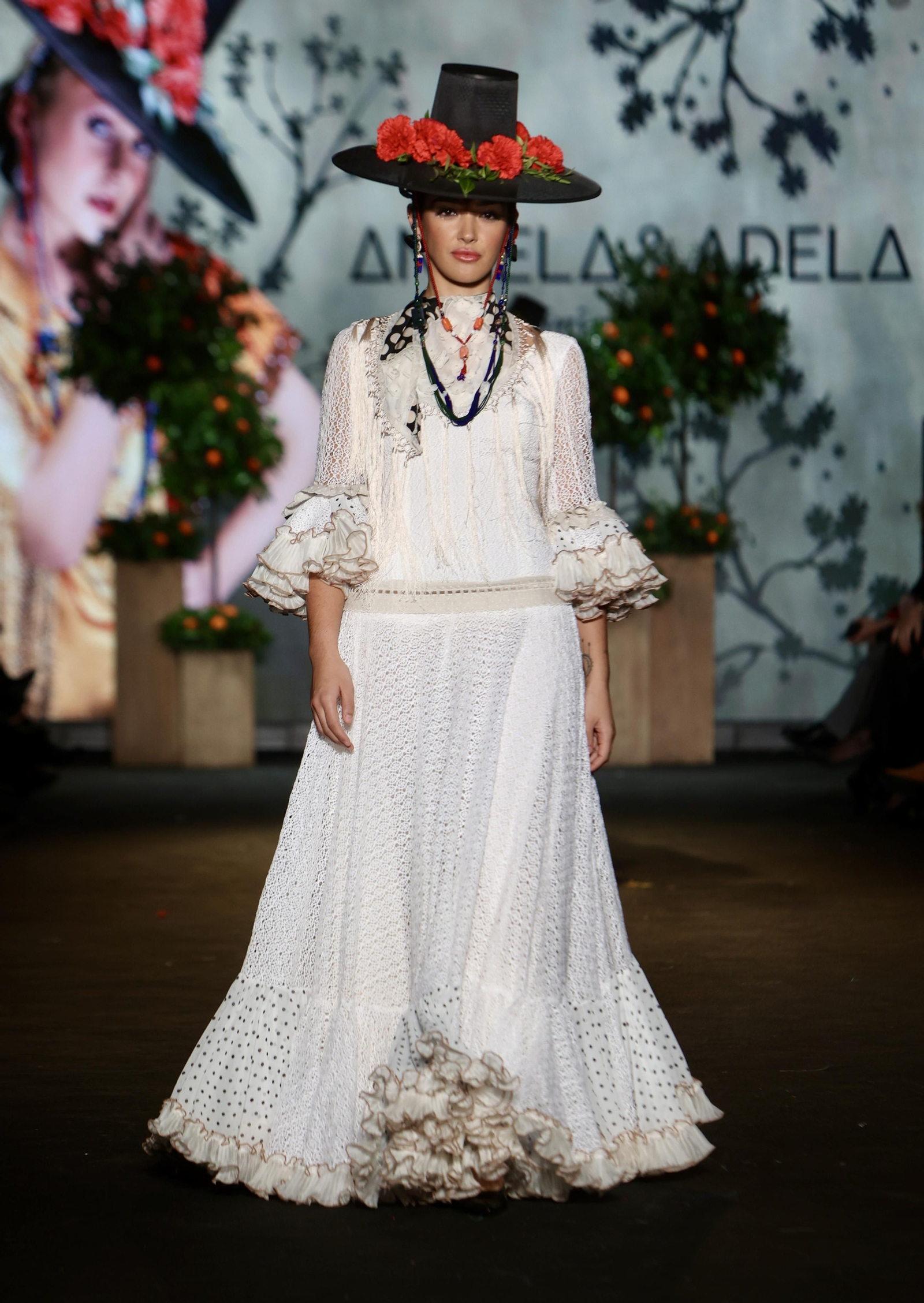 Desfile de Angela y Adela de We Love Flamenco 2024, todas las fotos