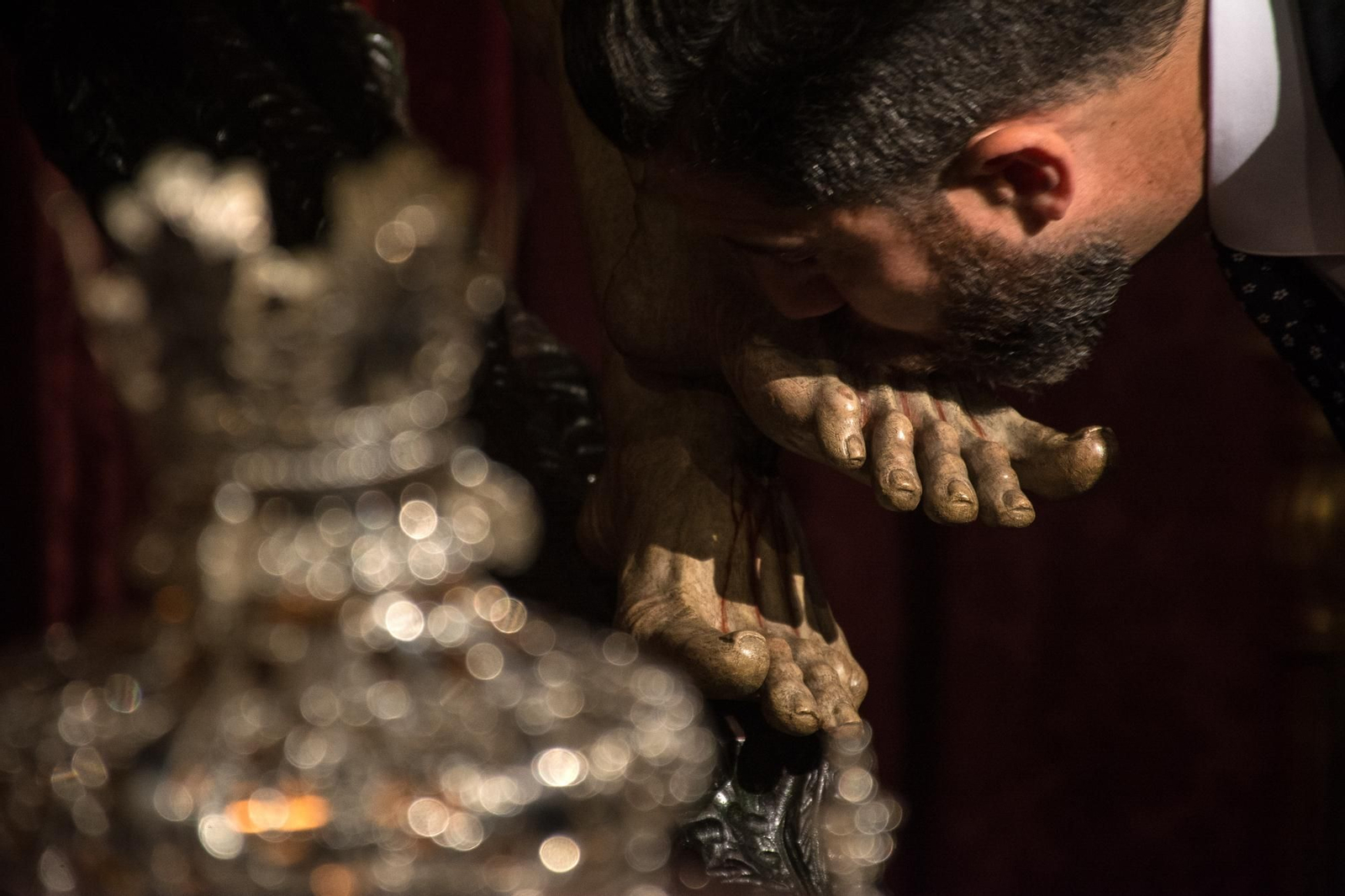 Besapiés al Cristo de la Salud de Monte-Sión