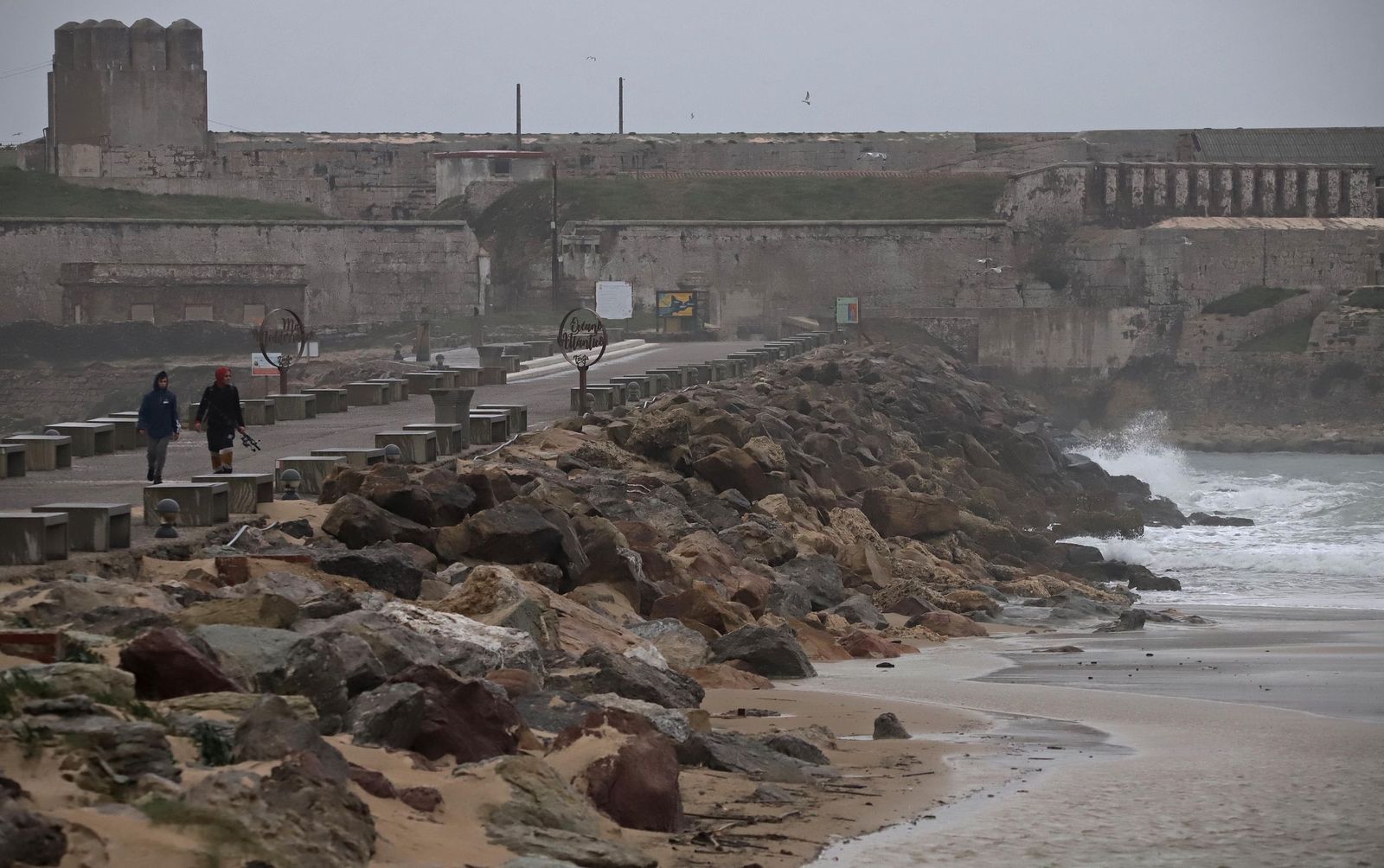 La borrasca Ingrid deja su huella en Tarifa, en imágenes
