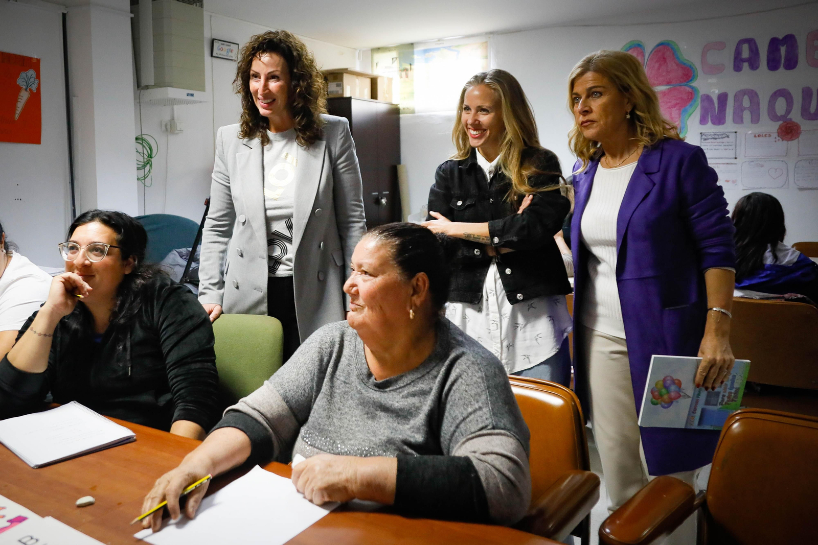 Imágenes del inicio de curso en la Escuela de Madres de Los Almendros