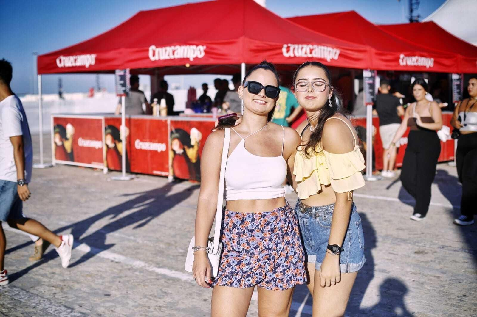 Búscate en el concierto de Myke Towers en el muelle de Cádiz