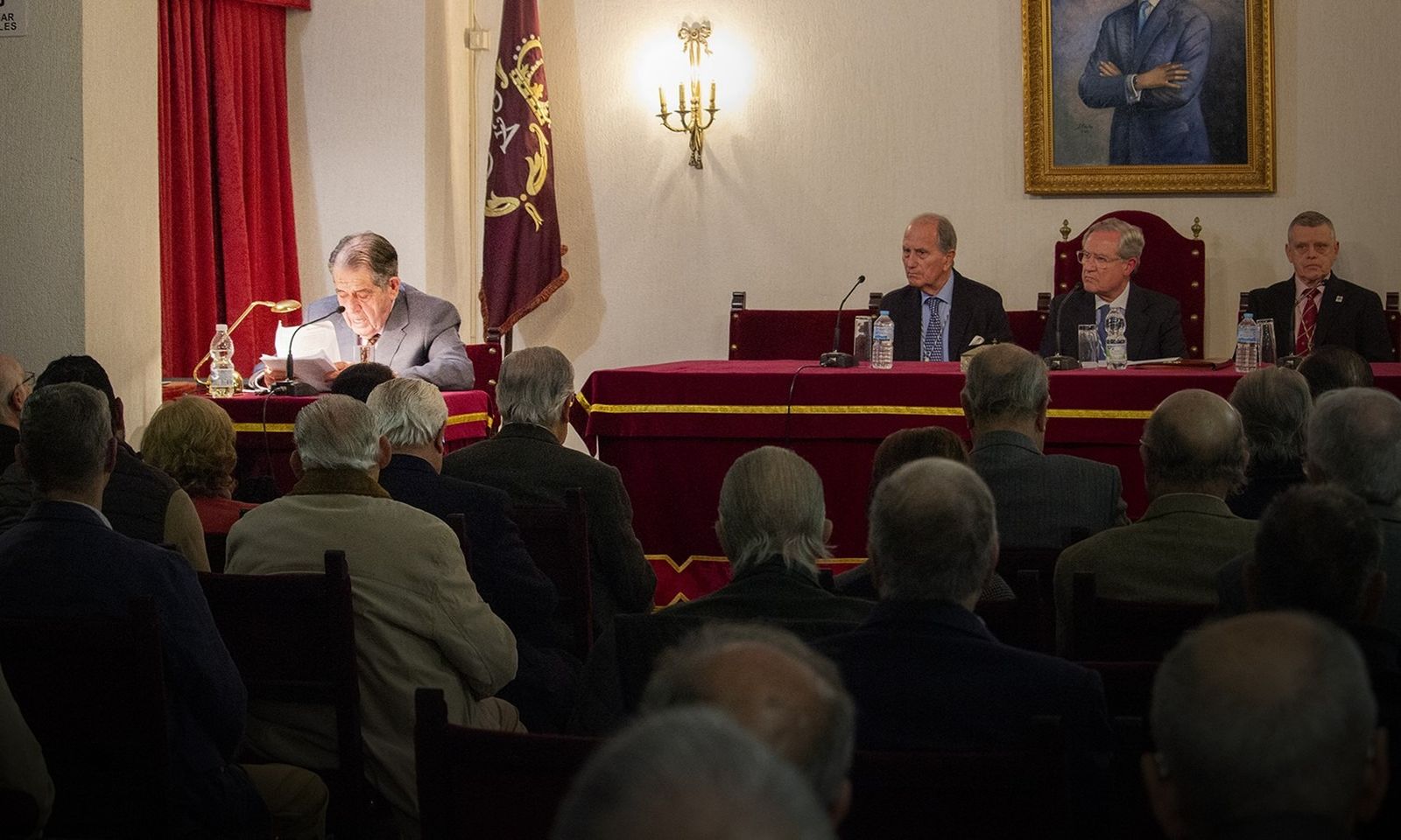 Jerónimo Rodán, durante la conferencia en la Real Academia de San Dionisio
