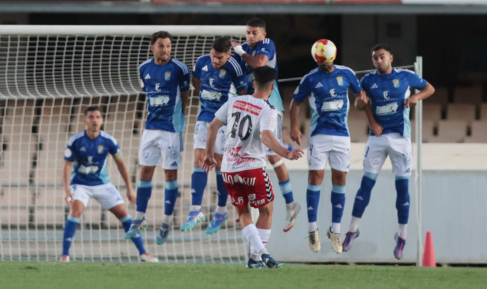 Imágenes del partido entre el Xerez CD contra el Antoniano en Chapín