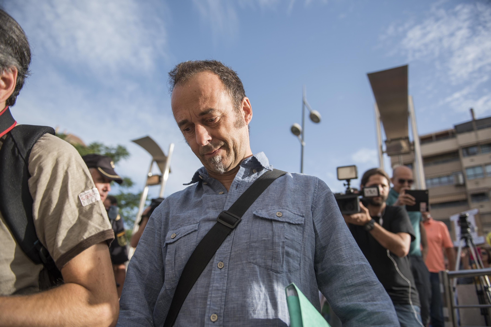 La expareja de Juana Rivas sobre el barrril feminista: "Que no use a los niños como reclamo"