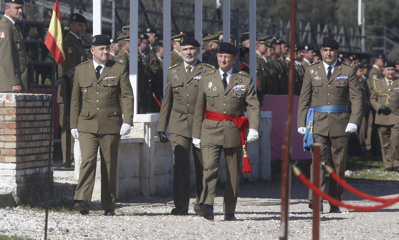 Entrega de mando al nuevo general de Brigada de Cerro Muriano, Ignacio Olazábal.
