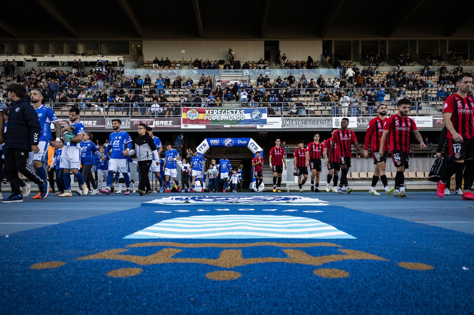 Imagen del partido ante el Puente Genil en Chapín, en el que el equipo ganó y dejó la puerta a cero.