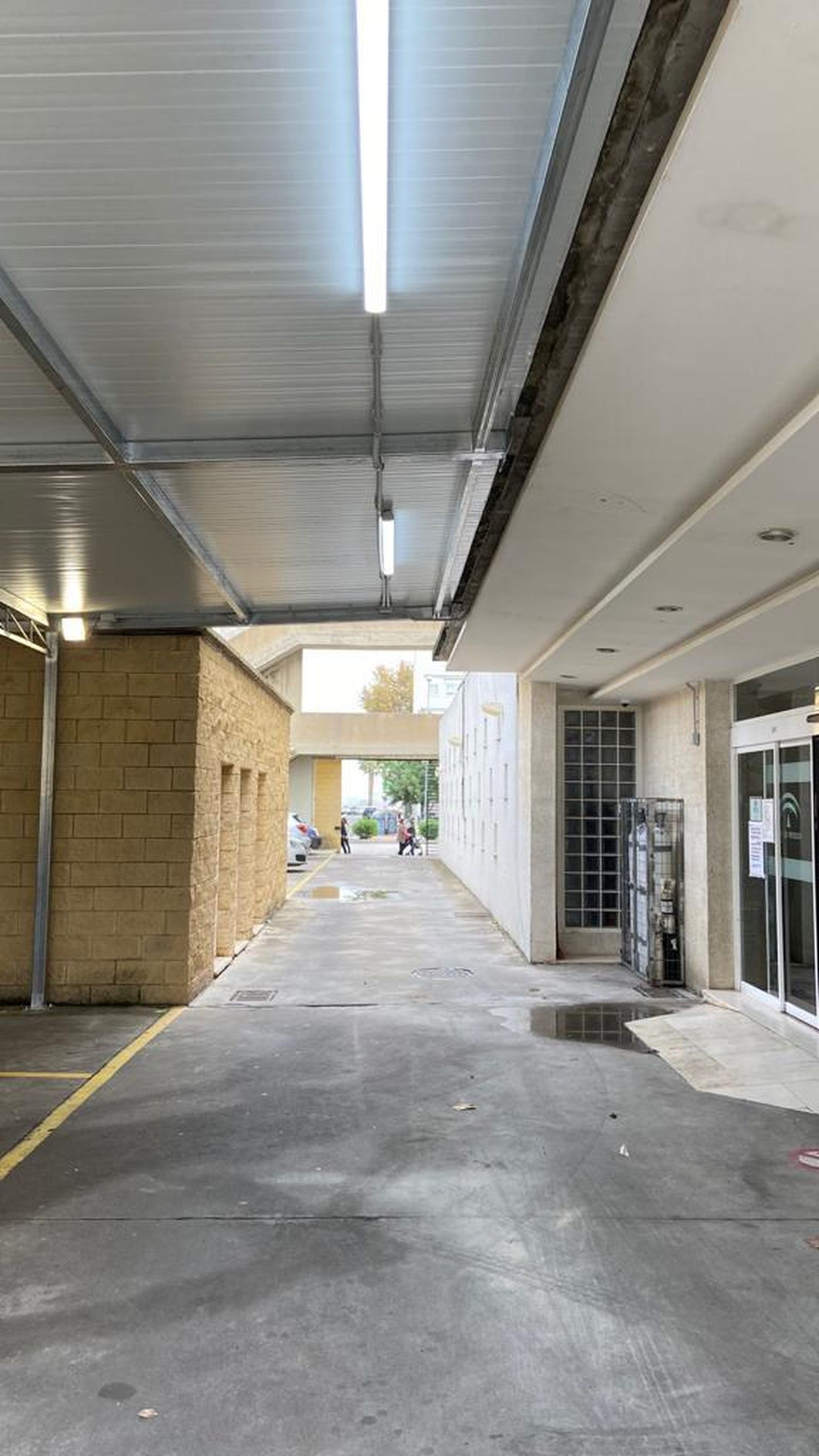 Zona con el nuevo techado tras las obras acometidas en La Paz