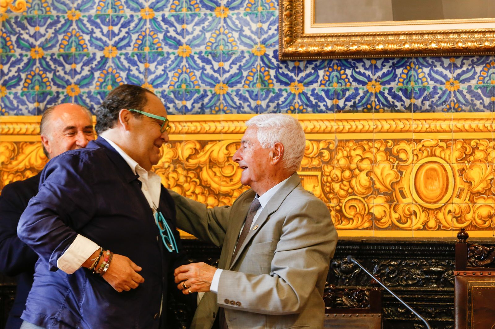 Fotos de la entrega de la insignia de Algeciras a Francisco Carrascal de Reyes Magos 98