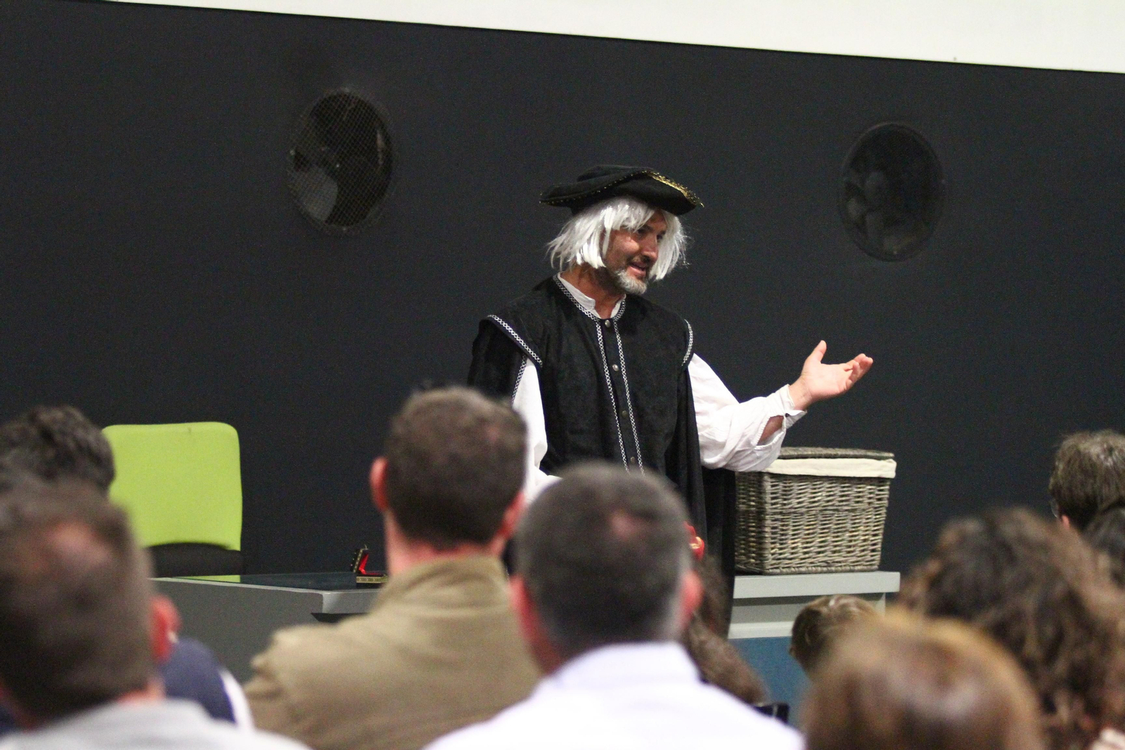 Imágenes del día de puertas abiertas en el muelle de las Carabelas